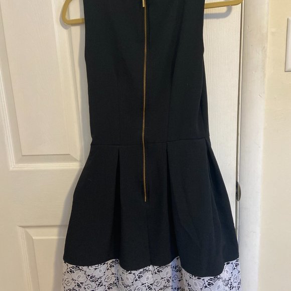 Closet (ModCloth) Black dress with white lace accent - Picture 4 of 4